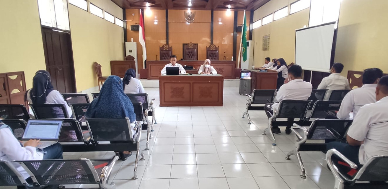 pengawasan kinerja agustus 2002 1